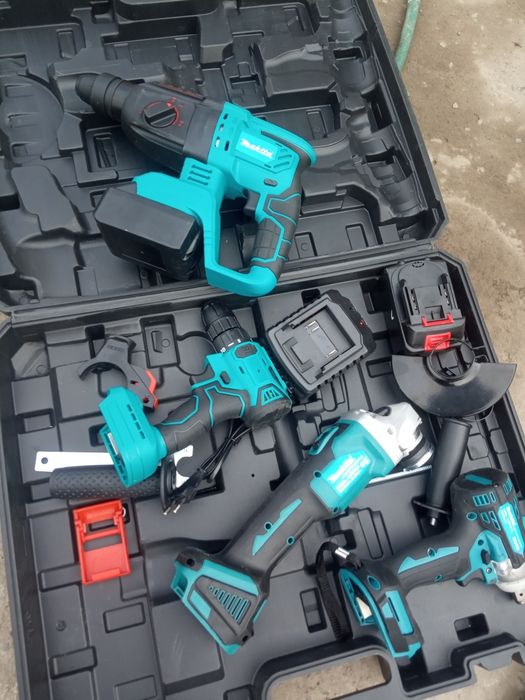 Набор электроинструментов