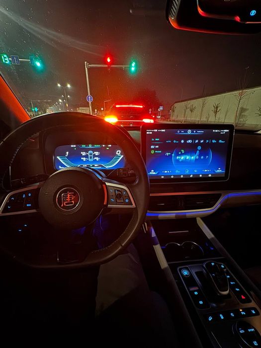 Продаю BYD tang FULL 4.6 сек.