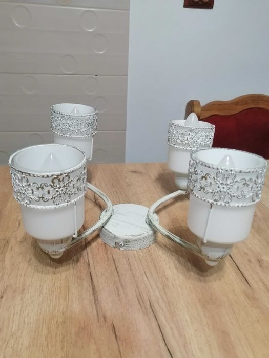 Plafonieră albă vintage, elegantă + 4 becuri led incluse