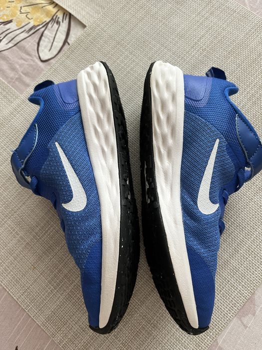Детски оригинални маратонки Nike 34 номер