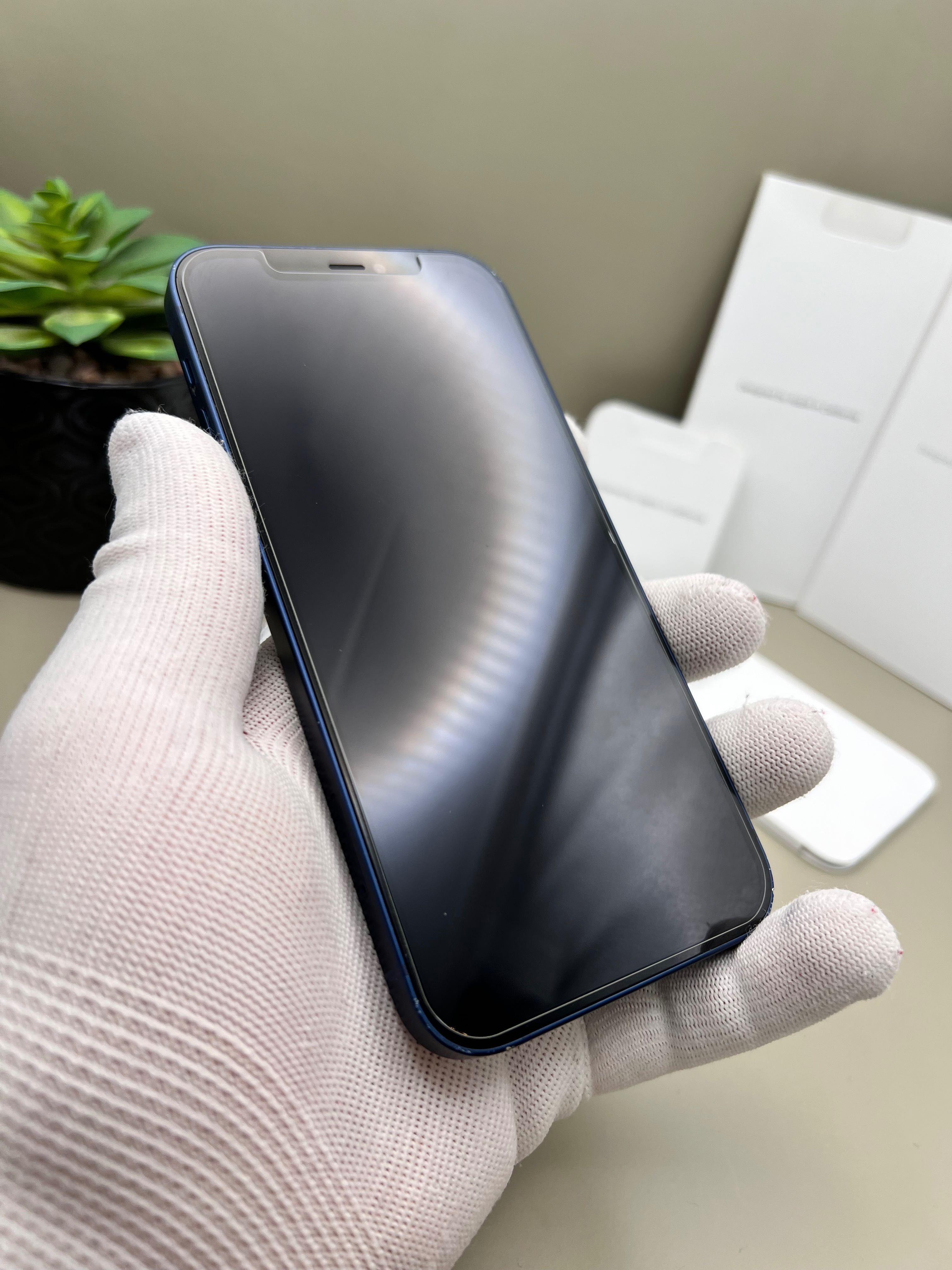 iPhone 12 / 12 Pro, iCloud locked, ЗА/НА ЧАСТИ, 95% батерия, КАТО НОВ!