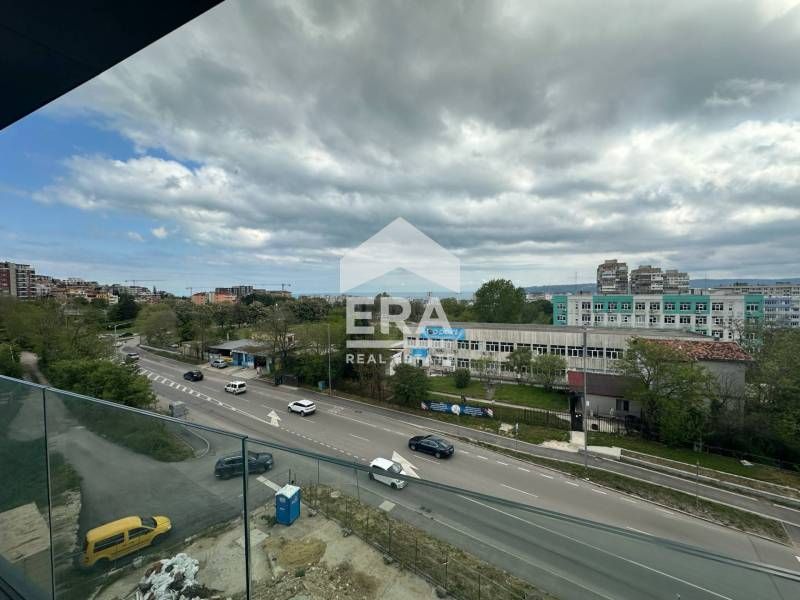 Двустаен южен апартамент за продажба, с морска панорама, в новопострое
