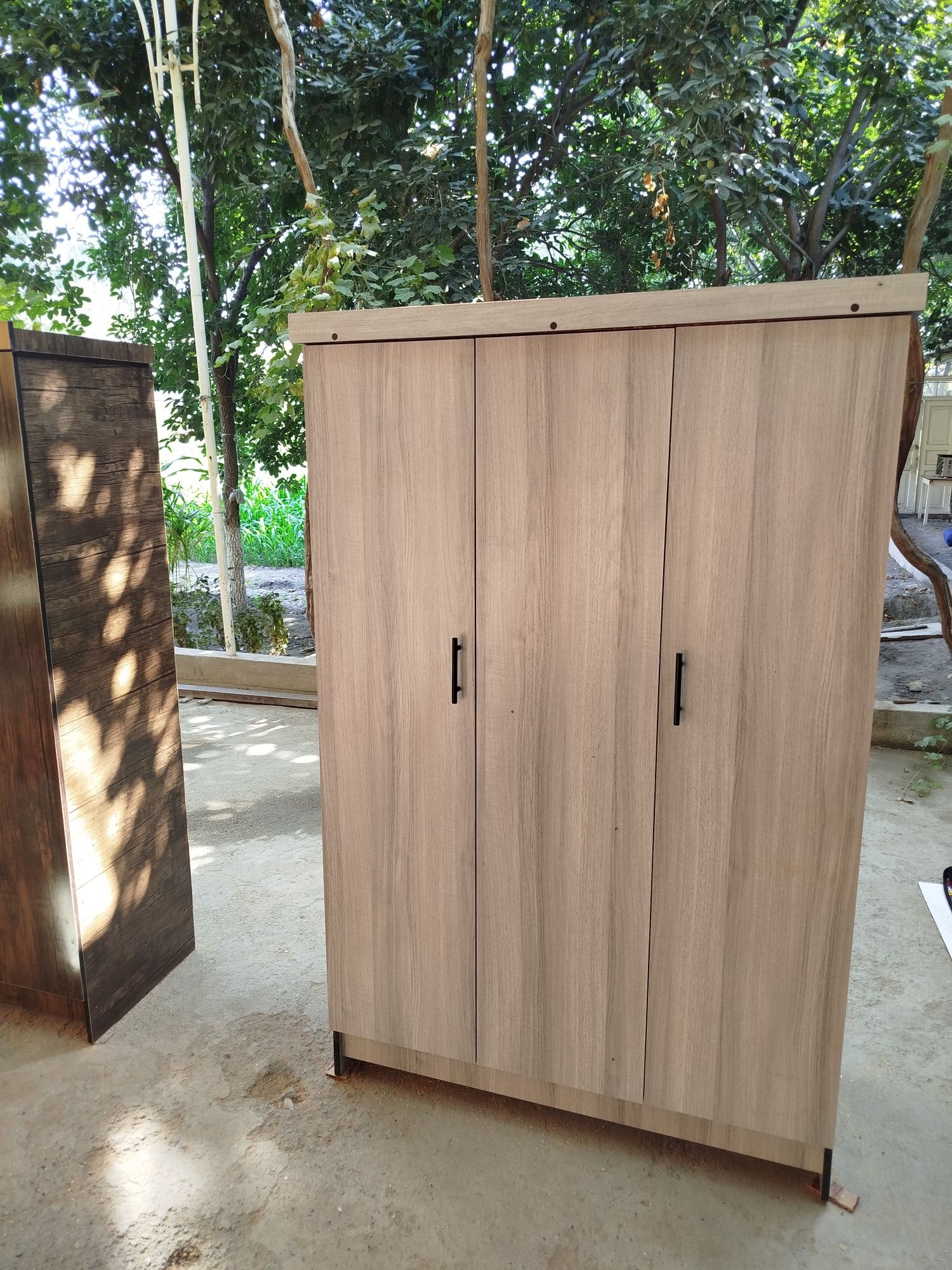 3 eshikli 50 % laminat shkaflar arzon narxda