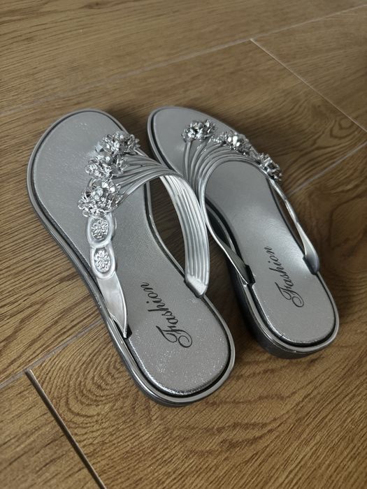 Sandale elegante firma Fasion