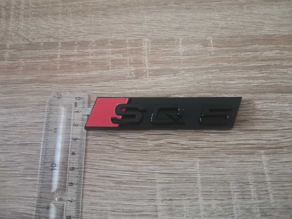 Предна решетка черна емблема Audi SQ5