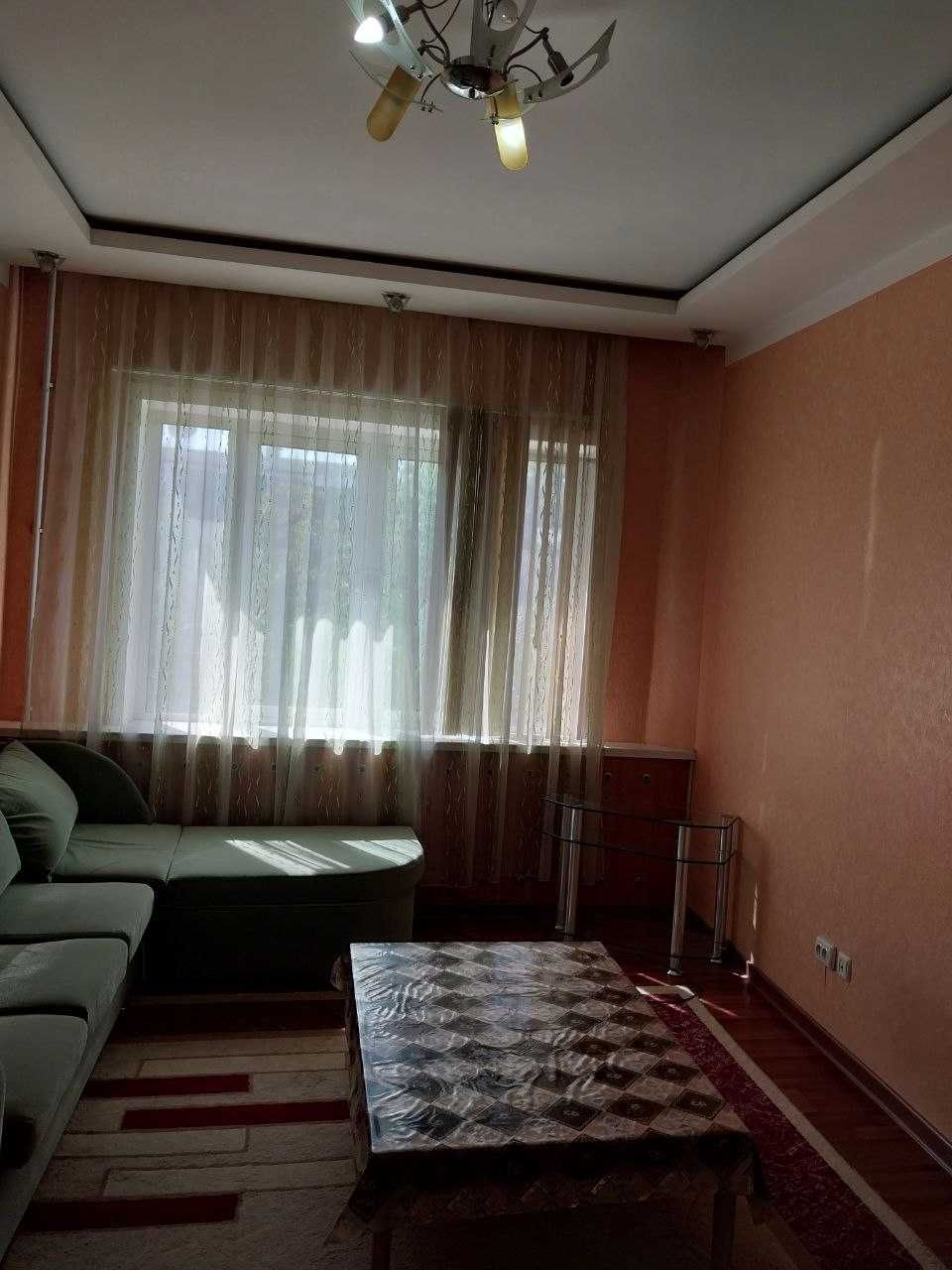 Продаю свою однокомнатную квартиру, 14 квартале юнусабад