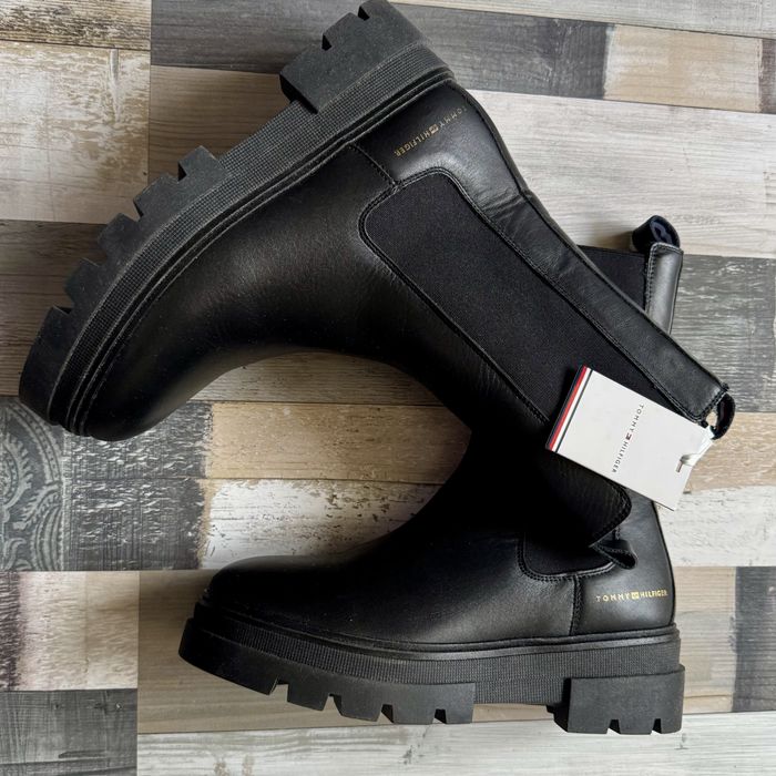 Кожени боти тип челси Tommy Hilfiger с етикет