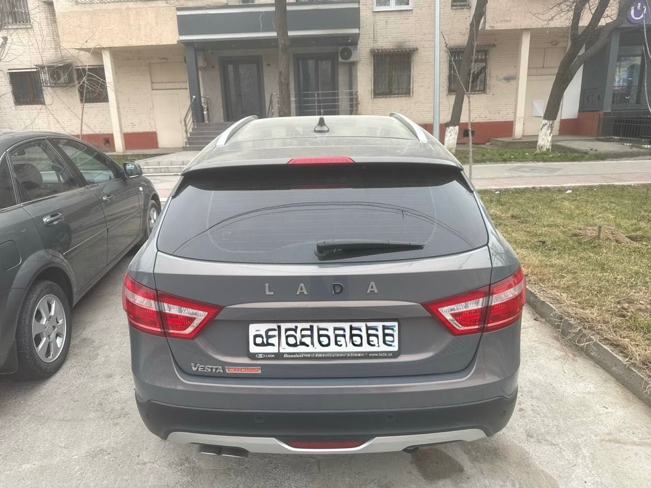 Lada vesta cross full