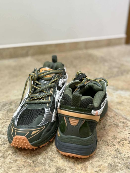 Off White Be Right Back