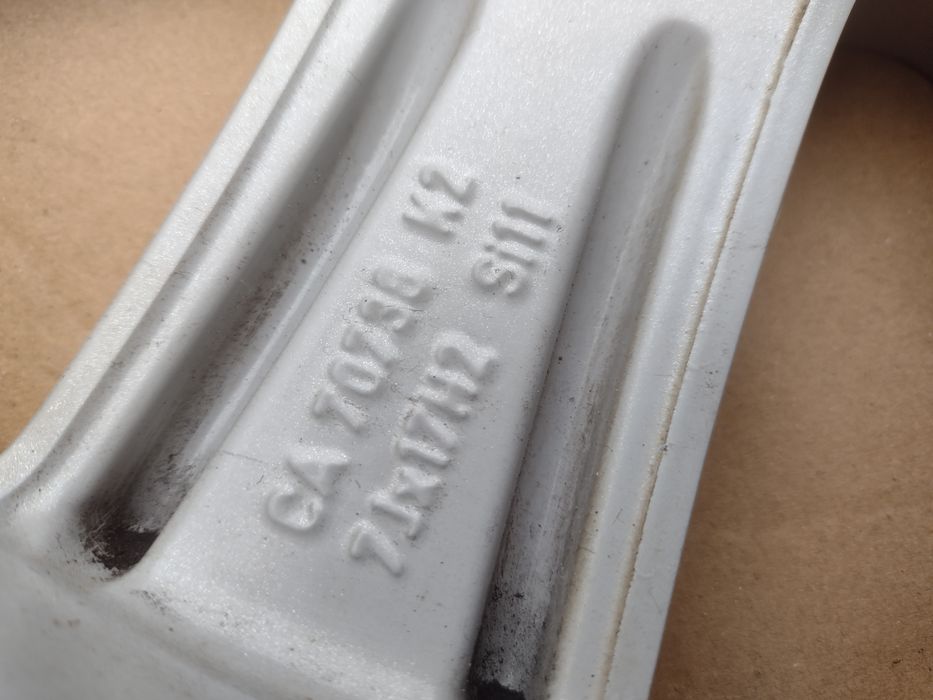 Перфектни Borbet 16-5x114.3 ET45 7j Suzuki SX4