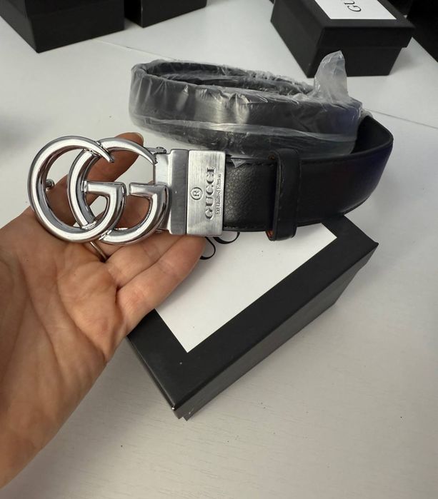 Curele din piele pentru bărbați