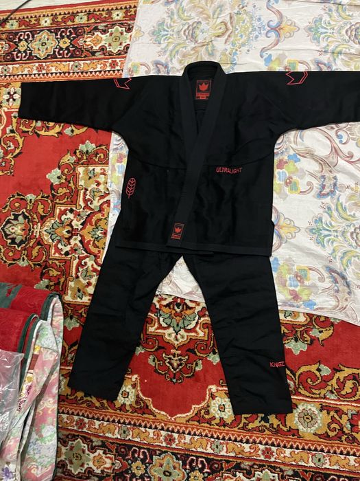 Продаётся кимоно Kingz ultralight