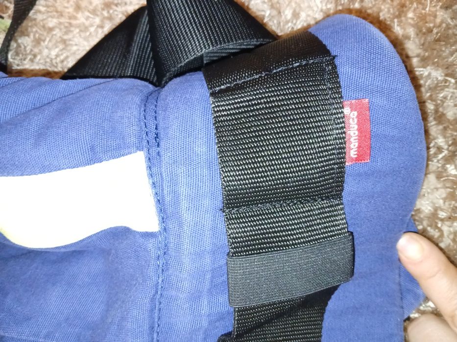 Sistem purtare Manduca