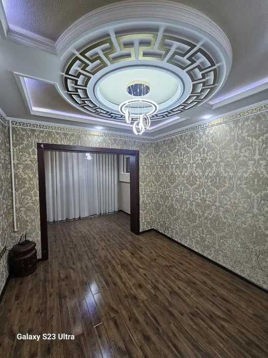 Продается 3х комнатная квартира, Район Сергели 7, метро 3 я рядом