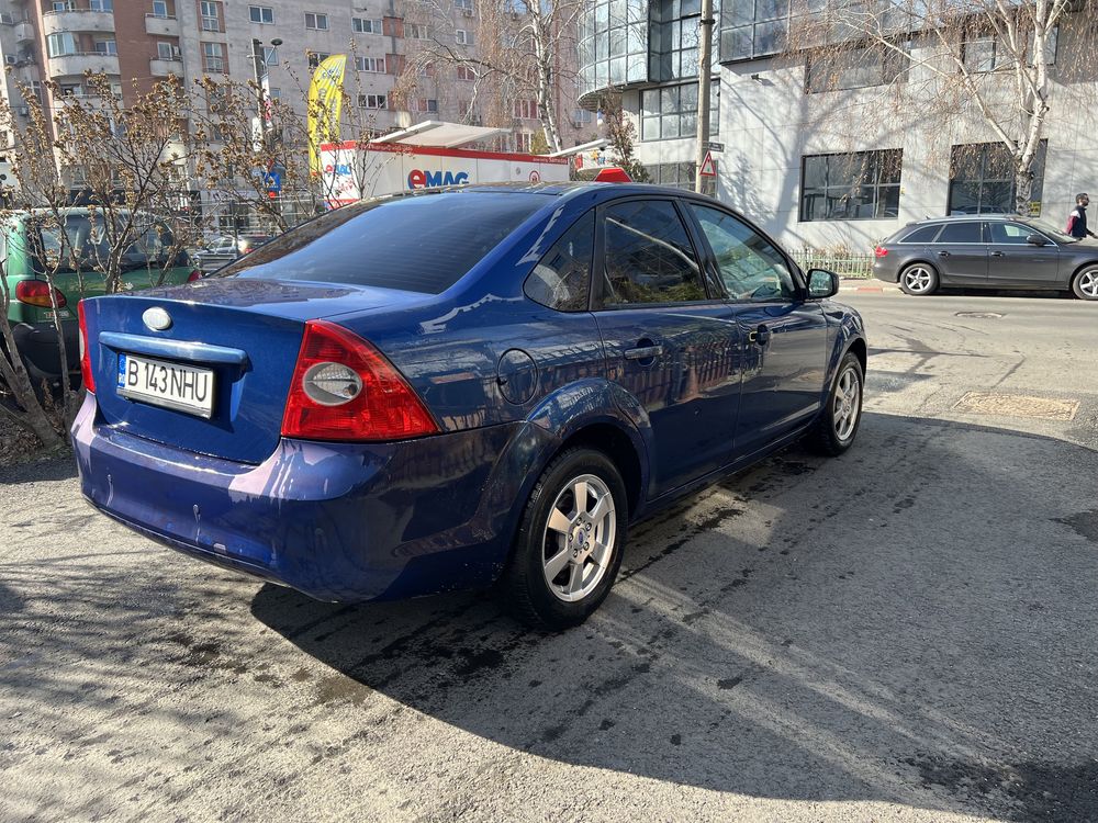 Dezmembrez ford focus 2 facelift