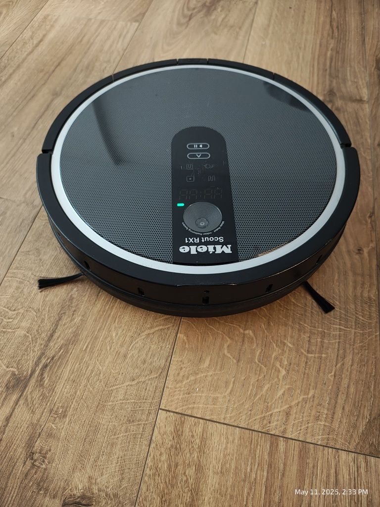 Прахосмукачка робот Miele Scout RX1 употребявана