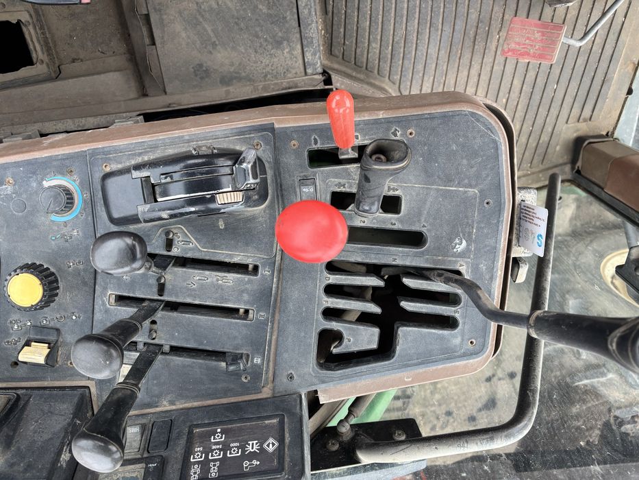 Tractor John Deere 6900