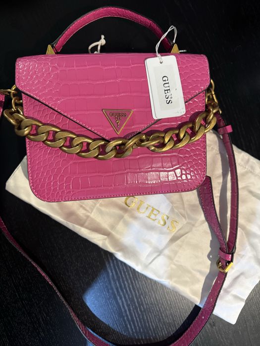 Чисто нова чанта Guess