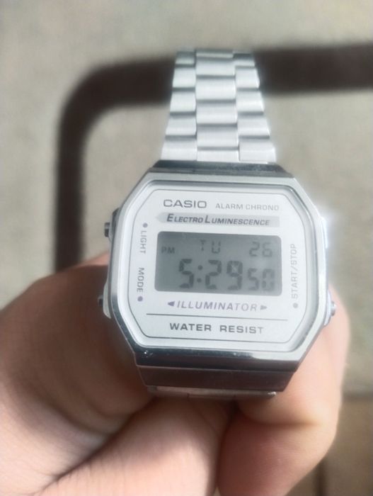 Продам часы Casio