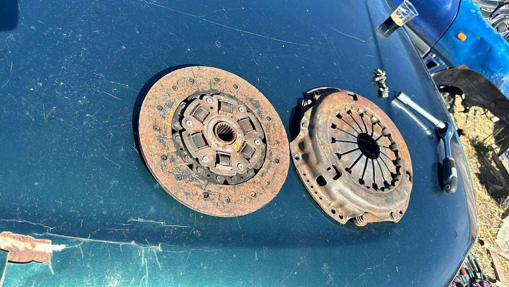 Toyota Rav4 на части