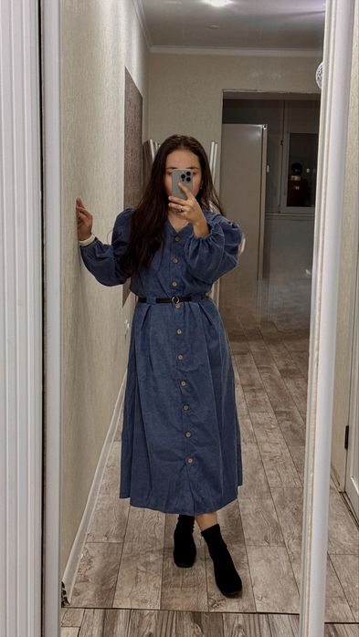 Платье из материала микровелвет