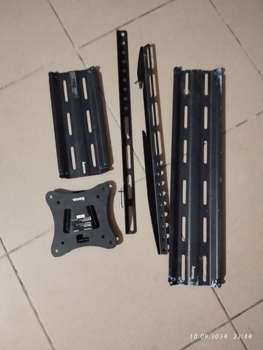 Suporturi TV / monitor