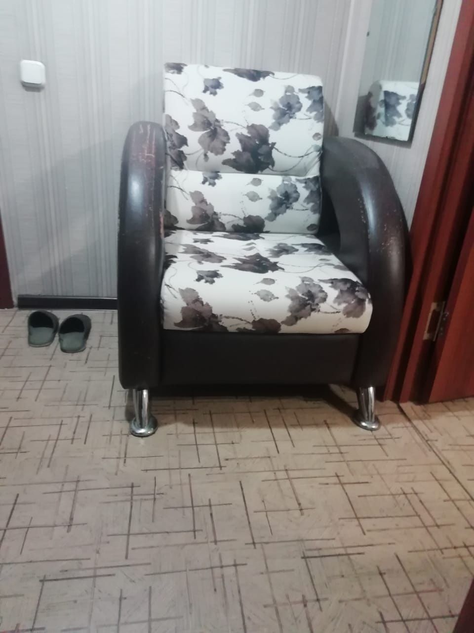 Продам Диван и кресло