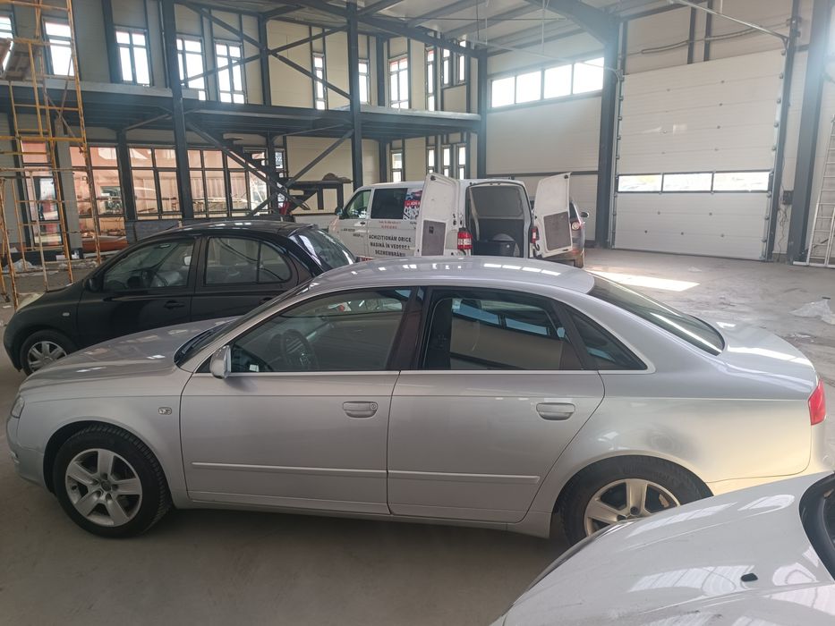 Dezmembram Audi A4 B7, an 2007, motor 2.0 tdi BRD