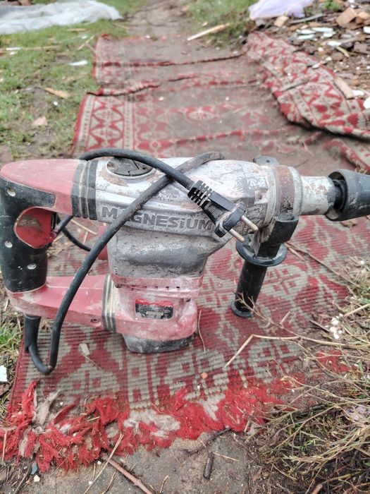 Vănd ciocan rotopercutor stare foarte bună predare personală în Ploieș