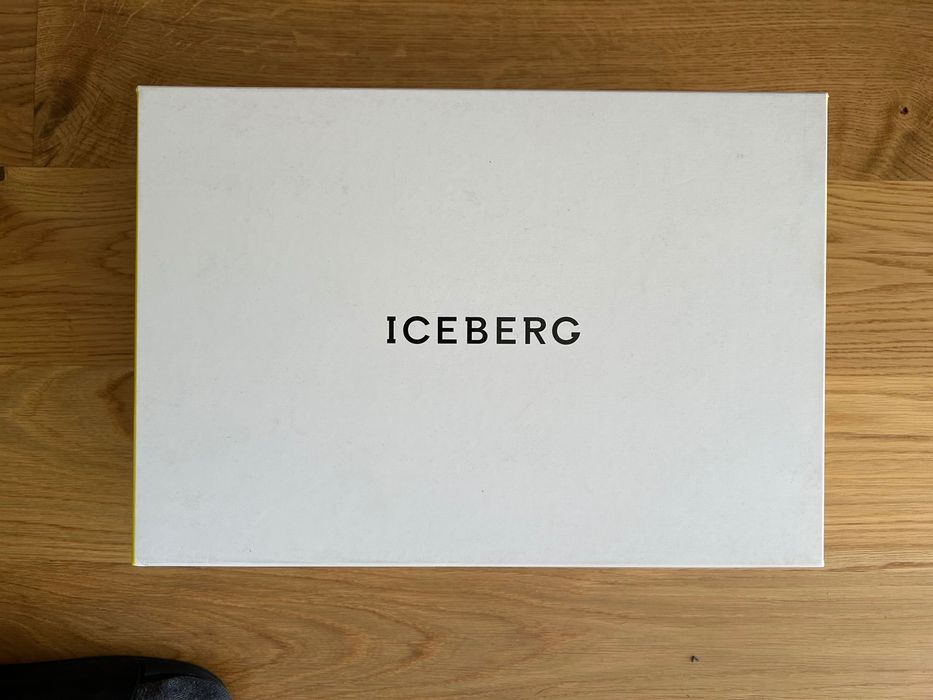 Кожени обувки ICEBERG Serena