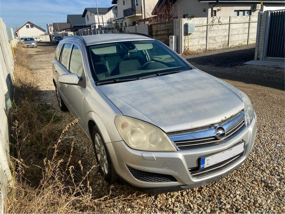 Opel Astra H (necesita platforma auto)