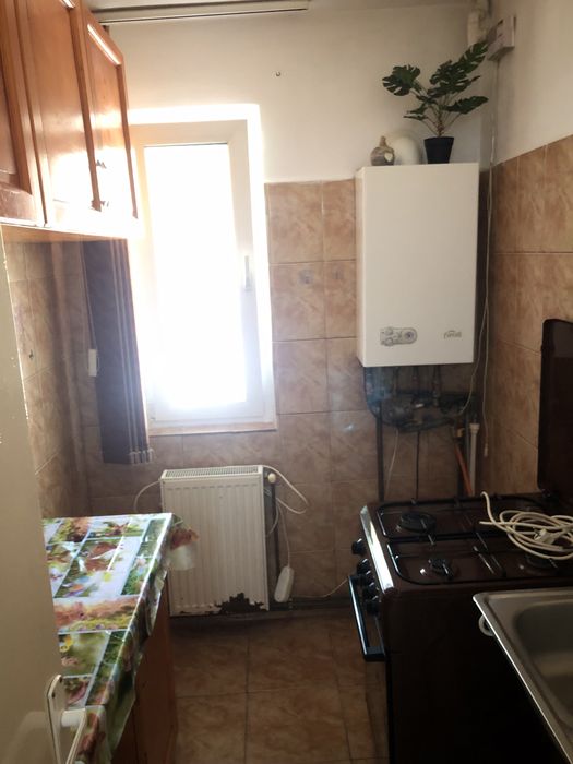 Vind apartament in Valeni de Munte