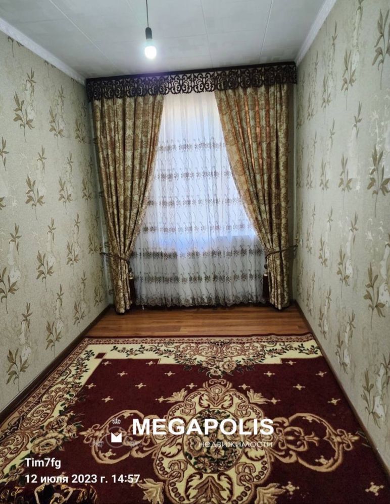 Продажа‼️3 ком Райхон кафе 8 квартал