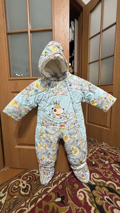 Продам детскую зимнюю одежду