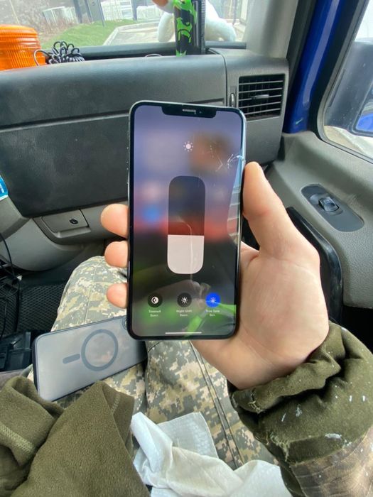 Обмен продам iphone Xs Max 64gb АКБ 79% face id работает