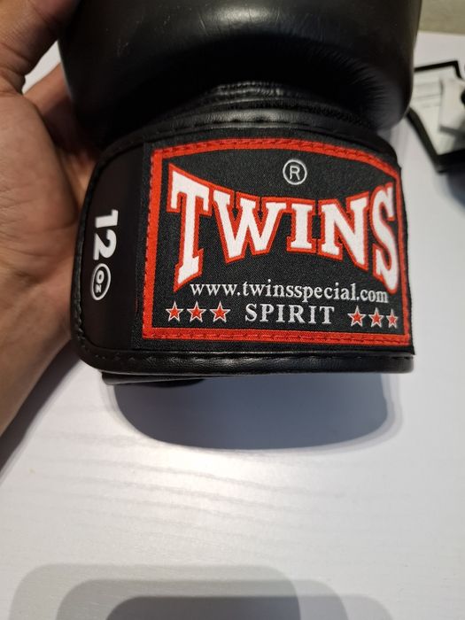 Twins Special 12 oz — оригинальные боксерские перчатки (сделано в Таил