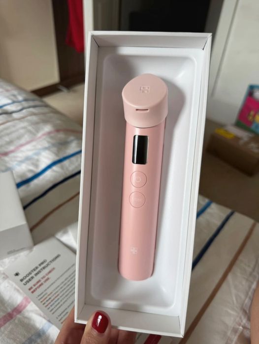 Medicube Age R-Booster pro