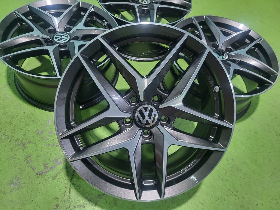 18 5x112 Vw Passat Tiguan Touran Caddy Golf 5х112