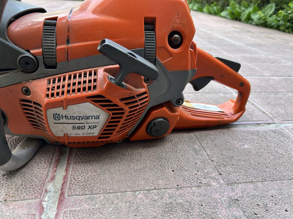 Професионален моторен трион Husqvarna 560XP