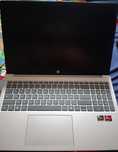 Vând Laptop HP nefolosit