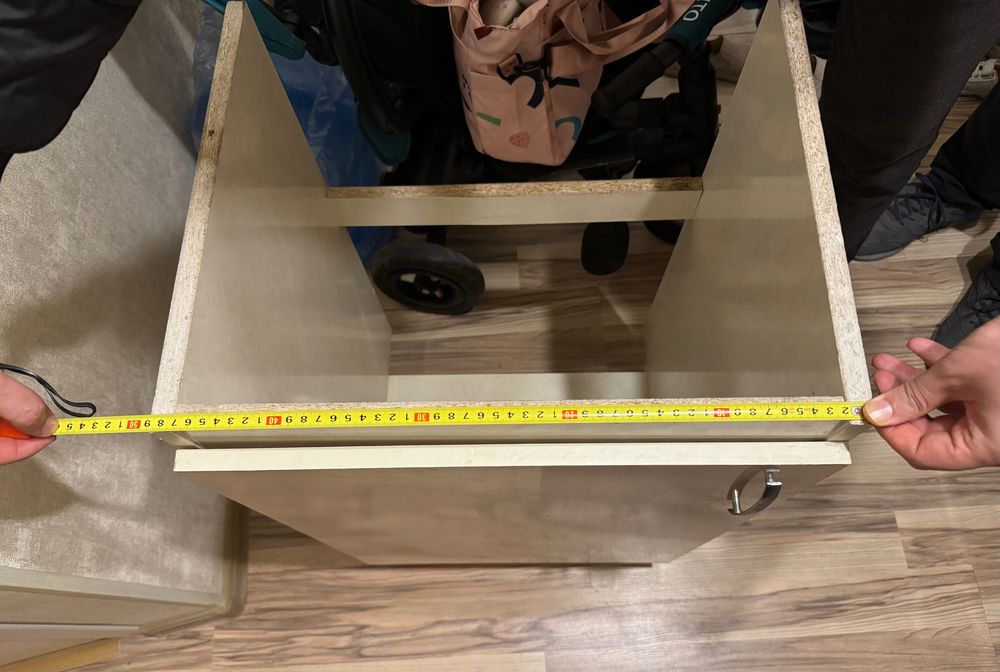 Продается тумба под мойку