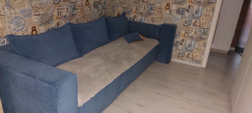 Продам диван б/у