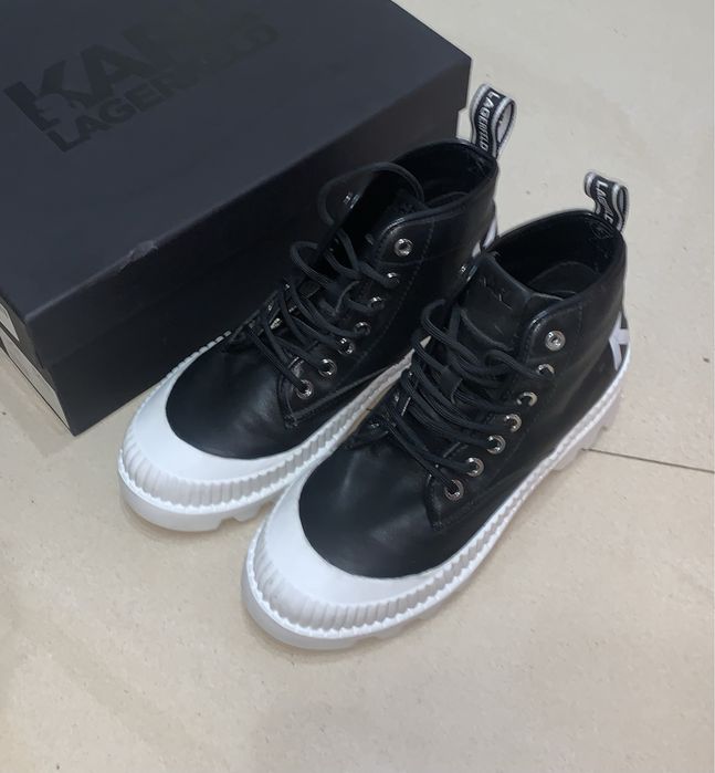 Vând ghete Karl Lagerfeld