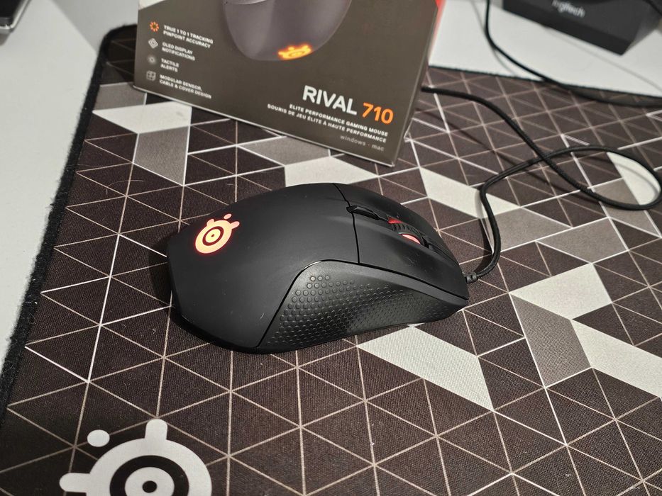 Mouse gaming SteelSeries Rival 710 – OLED, vibratii, RGB