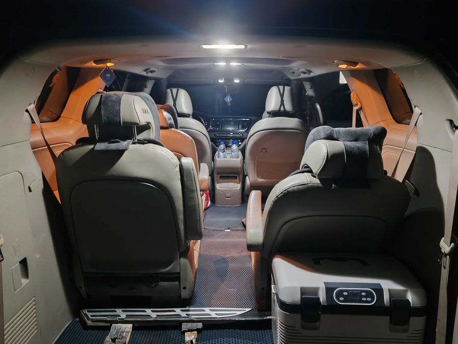 Авто Kia карнивал