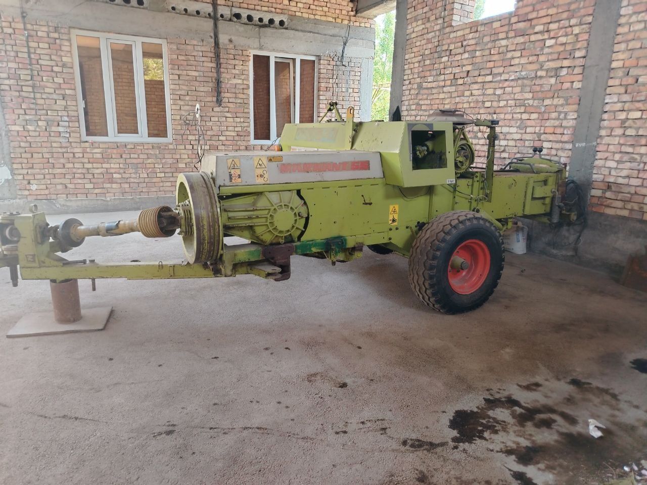Traktor ttz 80.11 Class 55 sotiladi