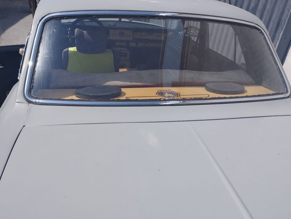 Продаю Волга 2401