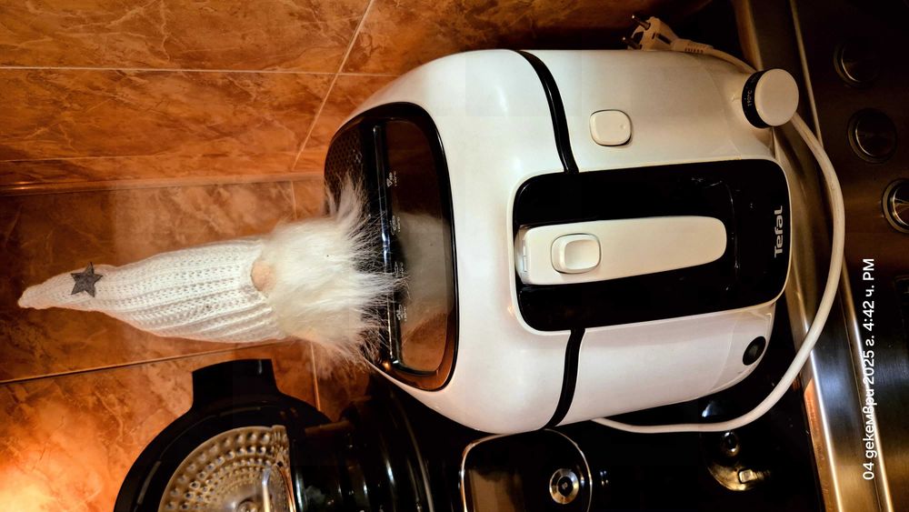 Фритюрник Тефал,като нов