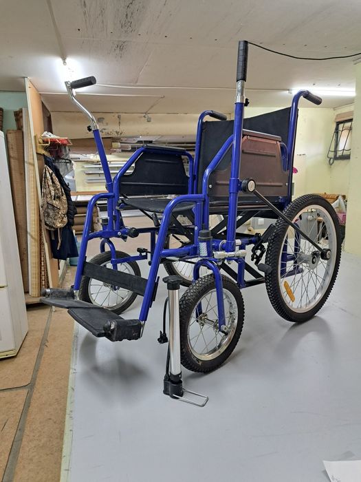 Инвалидная коляска