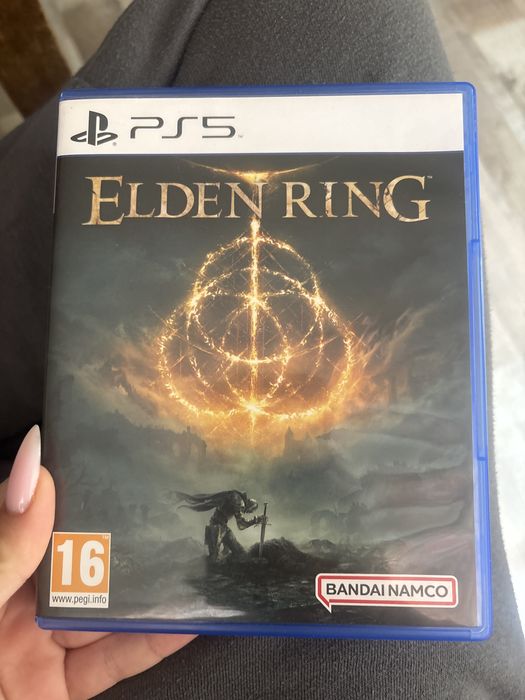 Игра за пс5 ,,Elden ring”